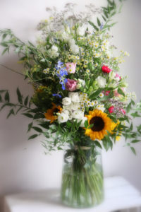 Bouquet-champêtre-La-Saladelle-Atelier-floral