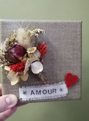 Petit-tableau-fleurs-séchées-Amour-La-Saladelle