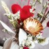 Petit-bouquet-fleurs-séchées et bouteilles LOVE - La Saladelle-Atelier floral-66