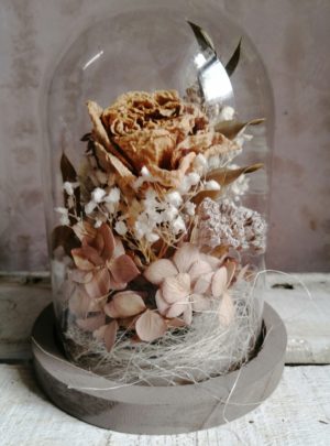Cloche-fleurs-sechees-La-Saladelle-Atelier-floral-66
