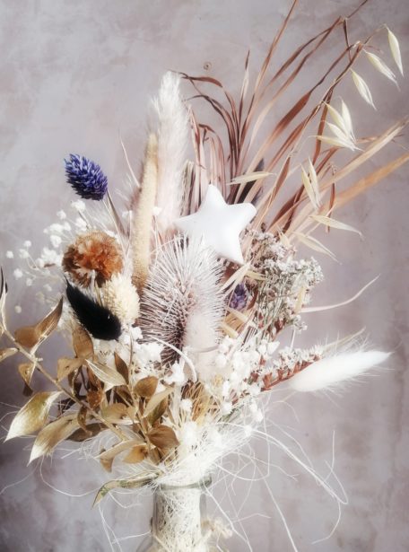 Petit-bouquet-sec-dans-sa-jolie-bouteille-La-Saladelle-Atelier-floral-66